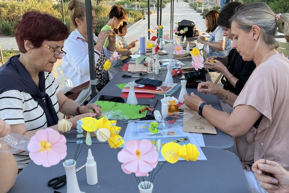 snfcc_stavros niarkos foundation_paper flowers workshop_may 2024