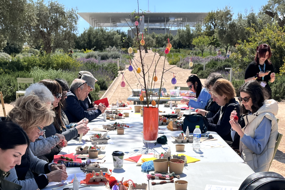 signature project_easter workshop_paper flowers_paper eggs_easter treeIMG_0825