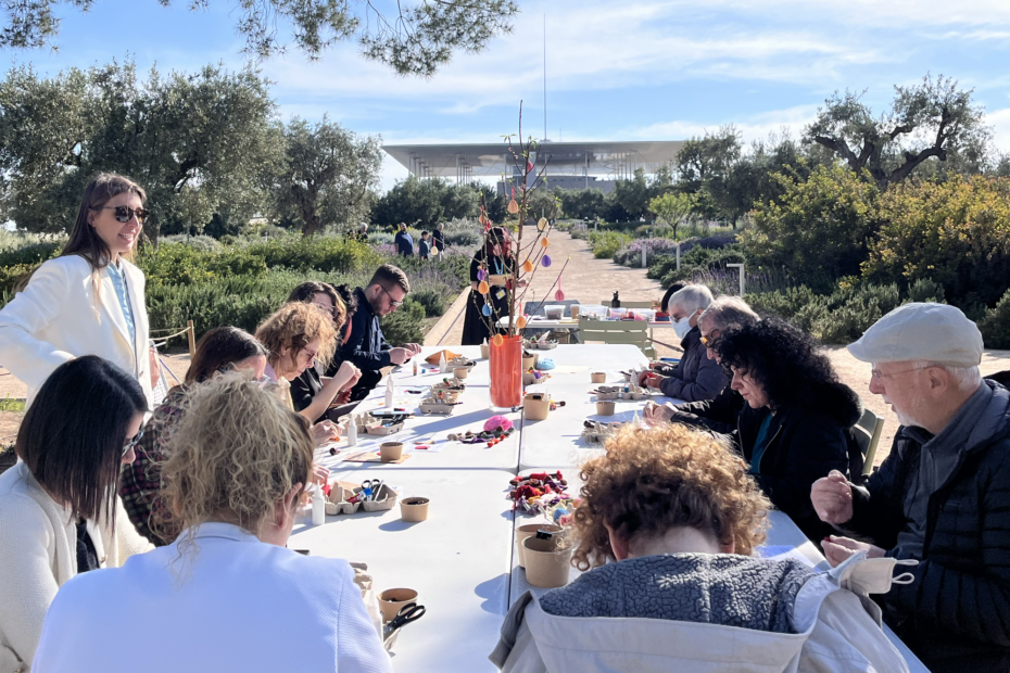 signature project_easter workshop_paper flowers_paper eggs_easter treeIMG_0876